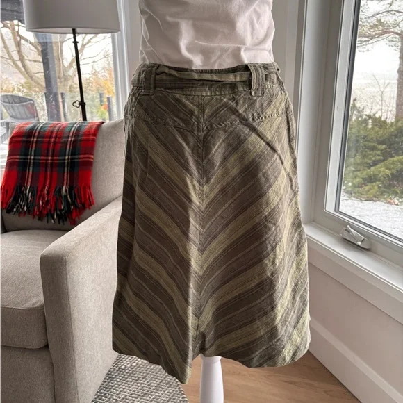 Reitmans Y2K Tie-Waist Midi Skirt 🌿 - Picture 5 of 7